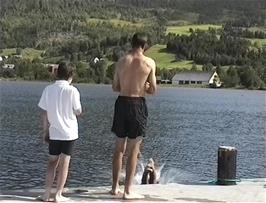 Nick dives in at Vassenden Picnic Area
